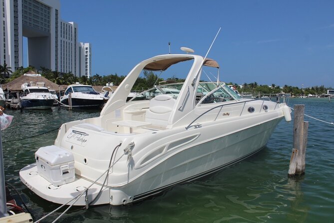 2-hour Private Sunset Cruise on a luxury yacht in Cancun Bay 25P18 - Who this cruise suits best, and who should think twice