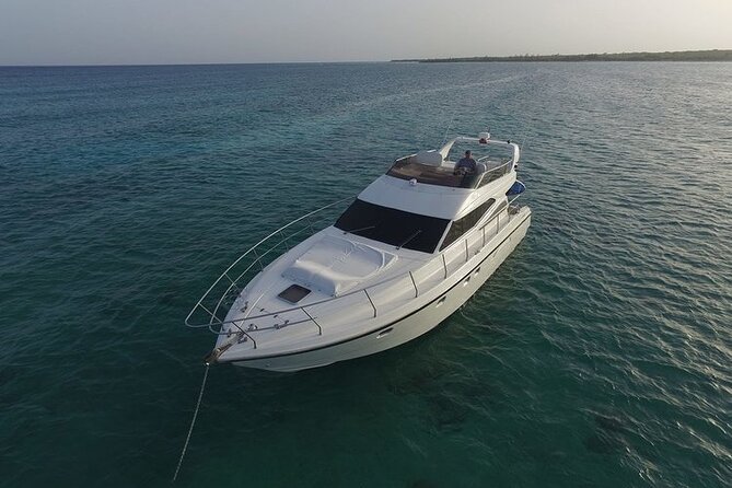 2 Hour Sunset - 47' Azimut, Tulum, Playa del Carmen, Riviera Maya - Lunch, Unlimited Bar, and Karaoke That Keeps the Mood Up