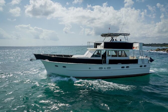2 Hour Sunset-53' Hatteras Tulum, Playa Del Carmen, Riviera Maya - Who This Sunset Cruise Fits Best