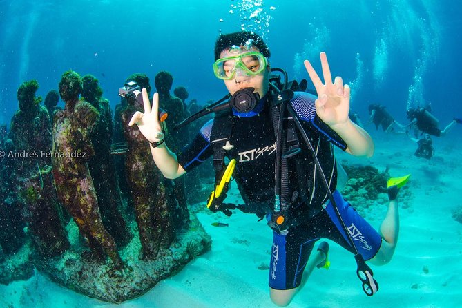2 Tank Dives MUSA and Manchones reef (Certified divers) - The Second Stop at Manchones Reef: A Nice Change of Pace