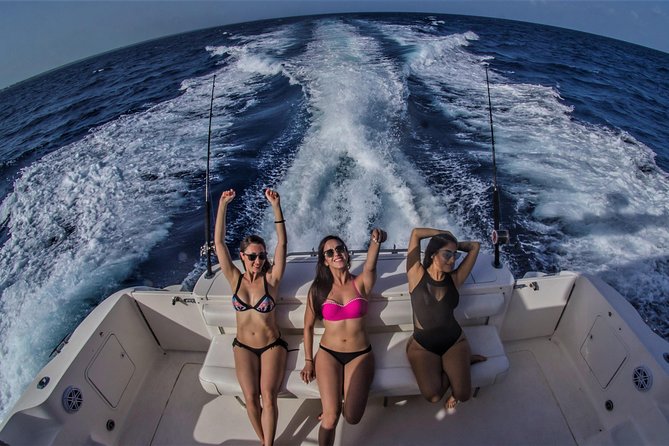 3 Hour Xpu-Ha - 51' Sea Ray Tulum, Playa del Carmen, Riviera Maya - Music, Boards, and the Little Extras That Keep the Day Fun