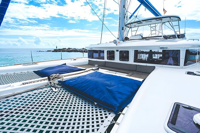 3 Hours Exclusive 45' Lagoon Catamaran Experience - What a 45-foot exclusive lagoon catamaran trip is really like