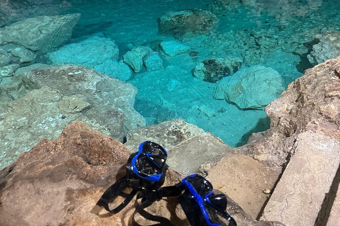 4 Cenotes Tour in Homún all inclusive from Merida - Cenote Pool Uinic: cavern swimming with a tight window