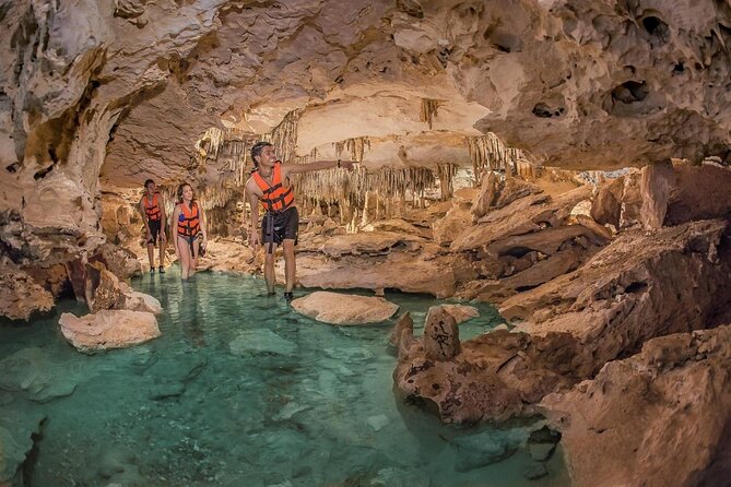 4 Different Cenotes & Beach from Playa del Carmen - Getting picked up in Playa del Carmen without stress