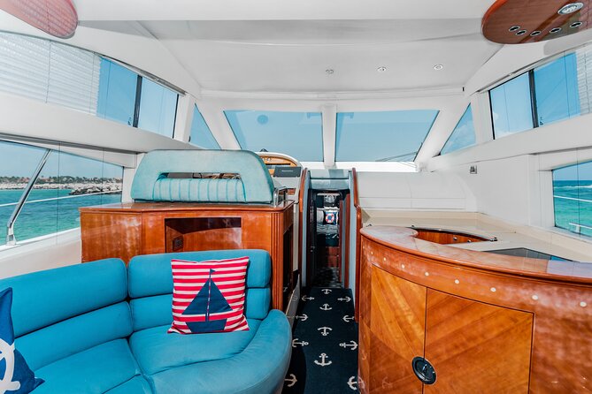 4 Hour 50' Azimut Yacht All-Inclusive in Tulum & Playa del Carmen - Crew Service: The Difference Between a Tour and a Day That Feels Easy