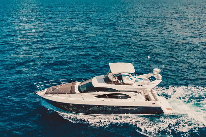 4 Hour 50' Azimut Yacht All-Inclusive in Tulum & Playa del Carmen - The Main Event: Snorkeling at In-Ha Reef (Sea Turtles and Stingrays)