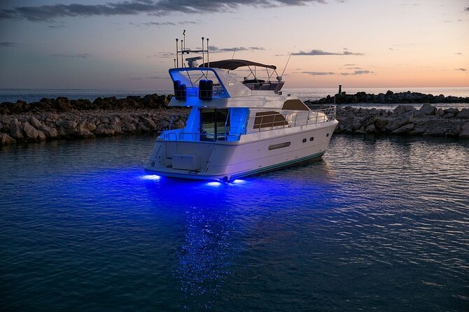4 Hour - 60' Neptunus - Tulum, Playa del Carmen, Riviera Maya - Comfort on Board: Air Conditioning, Premium Audio, and a New Yacht