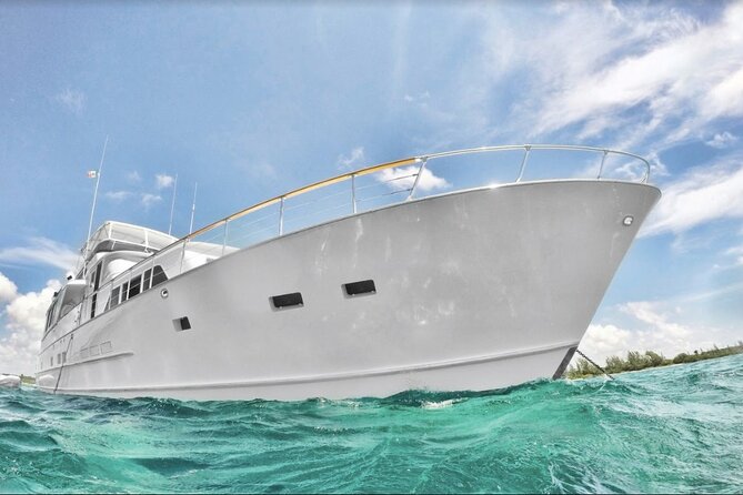 4 Hour - 80' Burger, Tulum, Playa del Carmen, Riviera Maya - Price and logistics: what $2,299 per group really means