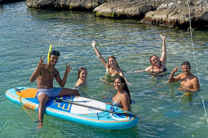 4 Hours - 53' Hatteras - Tulum, Playa Del Carmen, Riviera Maya - Price for a private yacht: value, group math, and the fees you should plan for