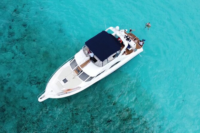 4 hours snorkel & beach tour - Private Yacht 47 ft - Reef and Cenote-Style Stop, Plus Beach Views