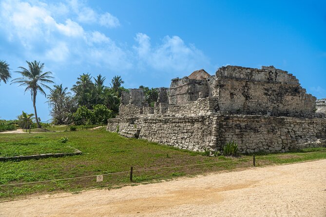 4x1: Coba, Cenote, Tulum and Playa del Carmen Tour from Cancun - Getting Out of Cancun: Early Pickup and Bus Stops You Should Expect
