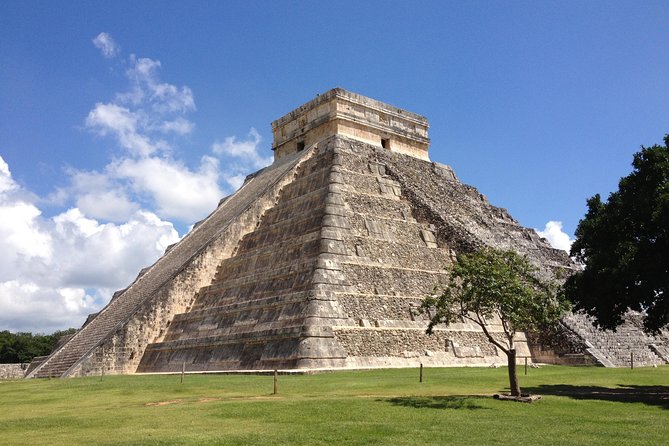 5 Days Mayan Heritage History Tour - Day 1: Tulum ruins, then Kohunlich’s Sun God masks