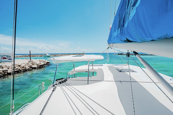 5-Hour 38'Luxury Catamaran All-Inclusive Tulum & Playa del Carmen - Troll fishing as a bonus, with chef sauce if you catch