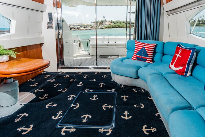 5H private 50' Yacht All-Inclusive from Tulum & Playa del Carmen - Playa La Bocana: the shallow-water finale with music and ceviche moments