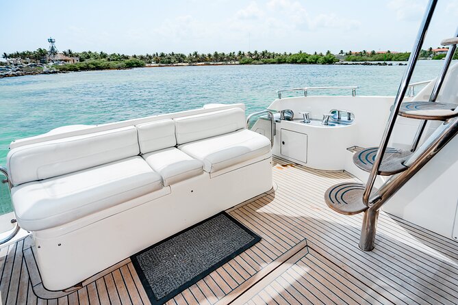 8-Hour Private 50' Azimut 2-Stop Tour to Cozumel Beach w/Food, Drinks & Snorkel - Open bar reality: what you get and how to pace it