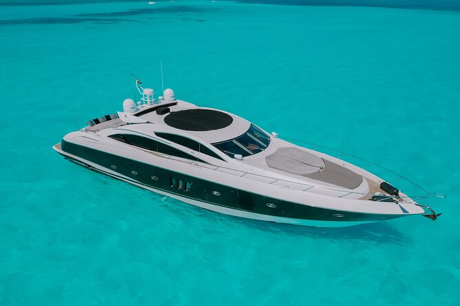 82 Feet Mega Yacht Rental up to 15pax in Cancun - Key highlights