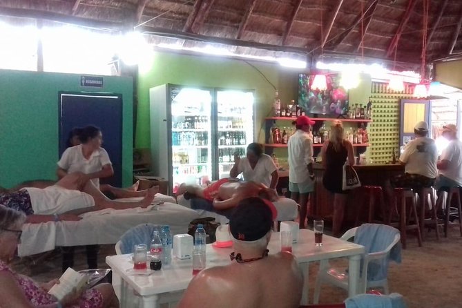 ADULTS GOLD A day at the beach at Los Arrecifes Restaurant-Open Bar And Massage. - The open bar: what included drinks feel like in real life