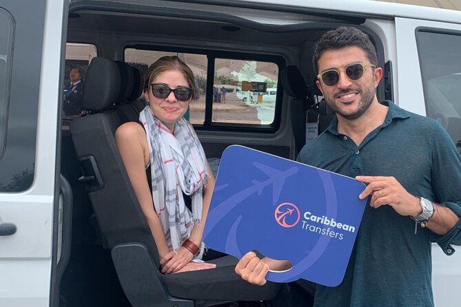 Airport Shuttle to Cancun and Hotel Zone - Quick Takes: what makes this transfer worth your time
