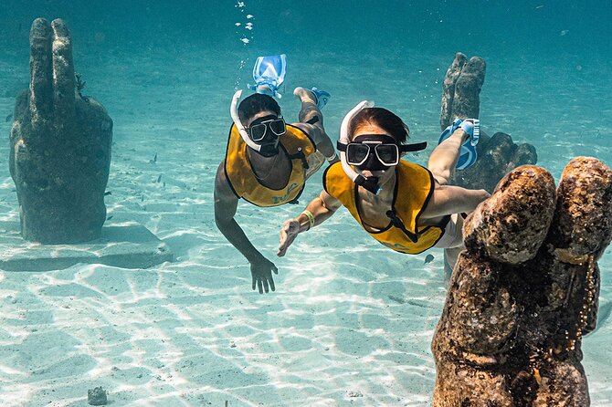 All-Inclusive Isla Mujeres Catamaran with Free Transportation - Stop 2, Oceanix Nauticos: boarding, safety, then open-water fun