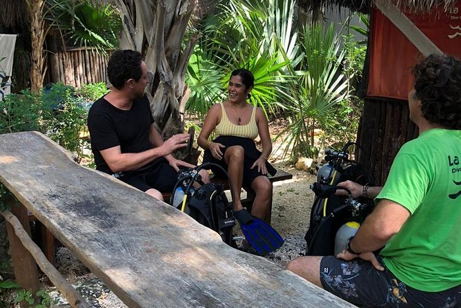 Amazing beginner dive in Tulum cenote (or refresher dive) - Skills practice and underwater communication in shallow water