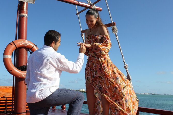Amazing Romantic Dinner on a Spanish Galeon with Saxophone Music - Getting to Marina Aquatours in Cancun without turning it into a stress test