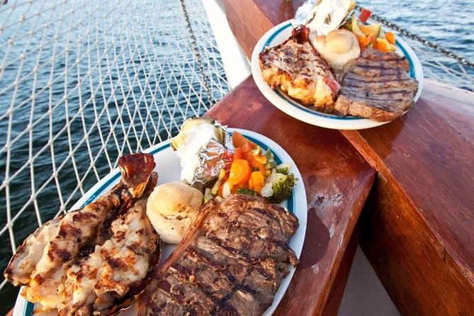Amazing Romantic Dinner on a Spanish Galeon with Saxophone Music - Seating and comfort: what to expect during a 2.5-hour cruise