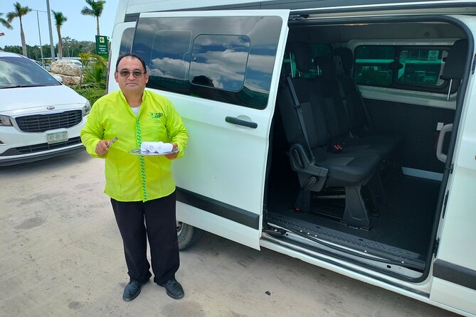 Arrival from Tulum Airport Private Transportation in Minivan - The Ride Itself: Private Minivan Comfort for Up to 6