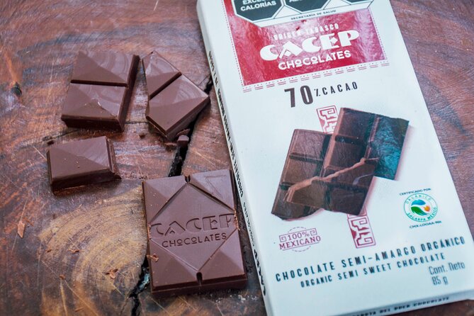 Artisanal Mezcal and Fine Chocolate Tasting - Snacks that make the flavors make sense, including grasshoppers