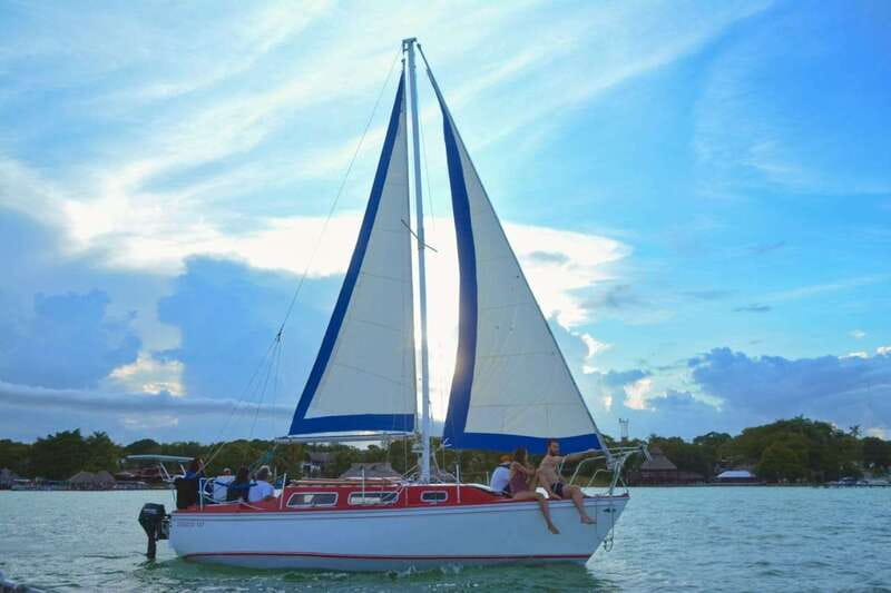 Bacalar: 4hr Private Sailing Tour with Guacamole & Drinks - Price and value: is $285 for two actually fair?