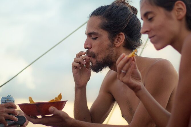 Bacalar: 4hr Private Sailing Tour with Guacamole & Drinks - Who should book this private sail tour (and who might not)