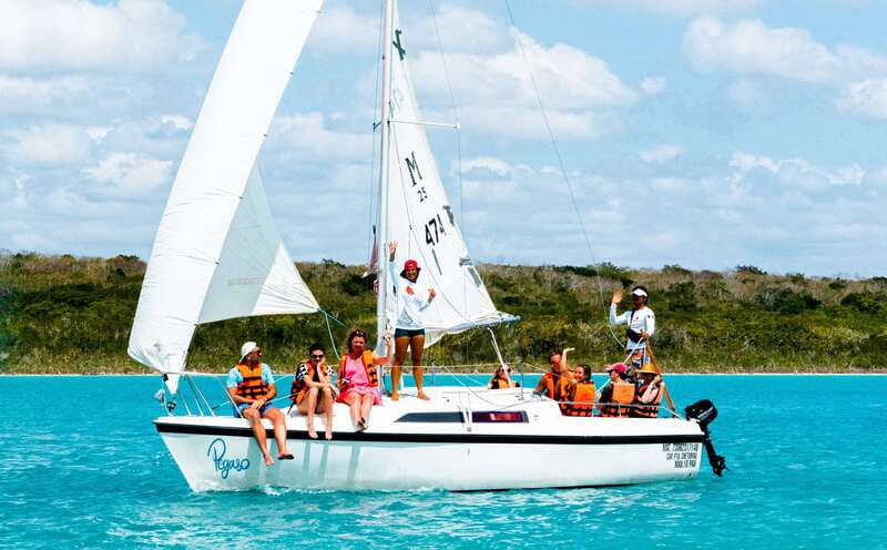 Bacalar: Group Sailing Trip with Swimming and Drinks - Who this tour is great for, and who should think twice