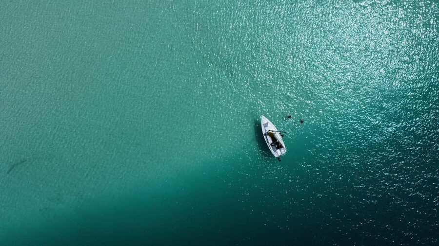 Bacalar: Lagoon Sailing Tour with Snacks and Drinks - Why the all-female crew makes this tour feel different