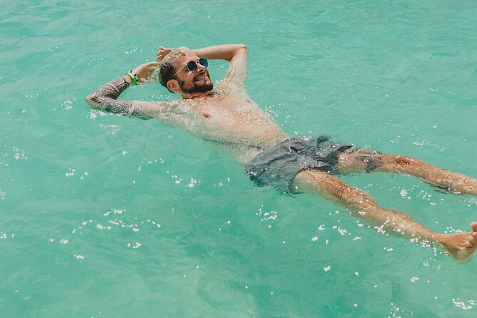 Bacalar Lagoon Sightseeing Boat Tour with Open Bar and Snacks - Guides and group vibe: why the human touch shows up