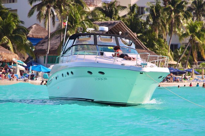 Beautiful Yacht SeaRay 48ft / 15PAX 25P16 - 2-hour vs 4-hour private rental, how the day usually feels