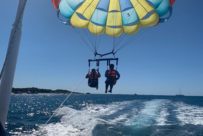 Best Parasailing Cozumel + Locker - The flight: about 250 meters up, roughly 15 minutes in the air