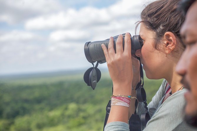 Birdwatching at The Mayan Cities with certified guide - Zona Arqueologica de Dzibanche - Kinichna: the core 3 hours