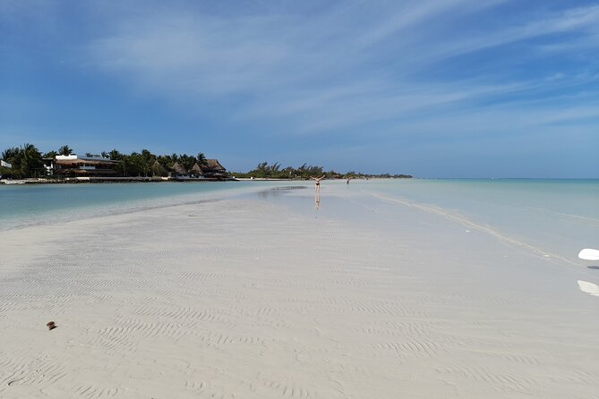 Boat Tour of Three Islands in Holbox with Transportation - Getting there: pickup, meeting point, and how the timing usually works