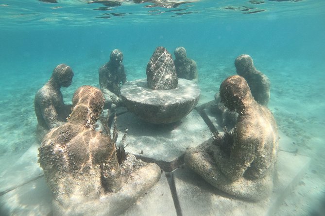 Breathtaking experience driving a speedboat in Cancun with Snorkeling included - How the 2.5 hours tends to feel