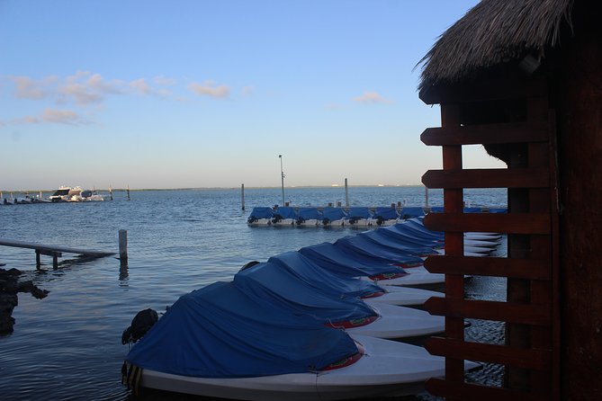 Breathtaking experience driving a speedboat in Cancun with Snorkeling included - Safety, motion, and weather reality check