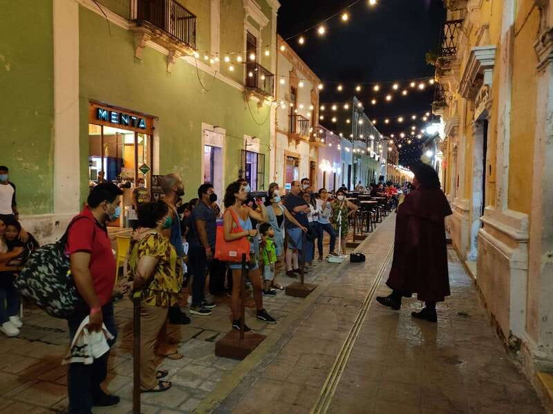 Campeche: Mexican Tales Theatrical Performance Walking Tour - Why this tour feels different in Campeche at night