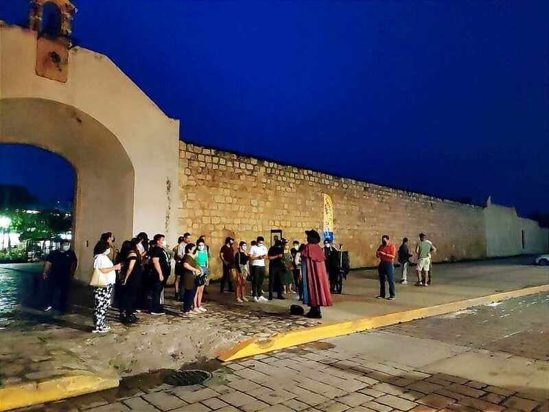 Campeche: Mexican Tales Theatrical Performance Walking Tour - The characters you meet, and what the stories aim to explain