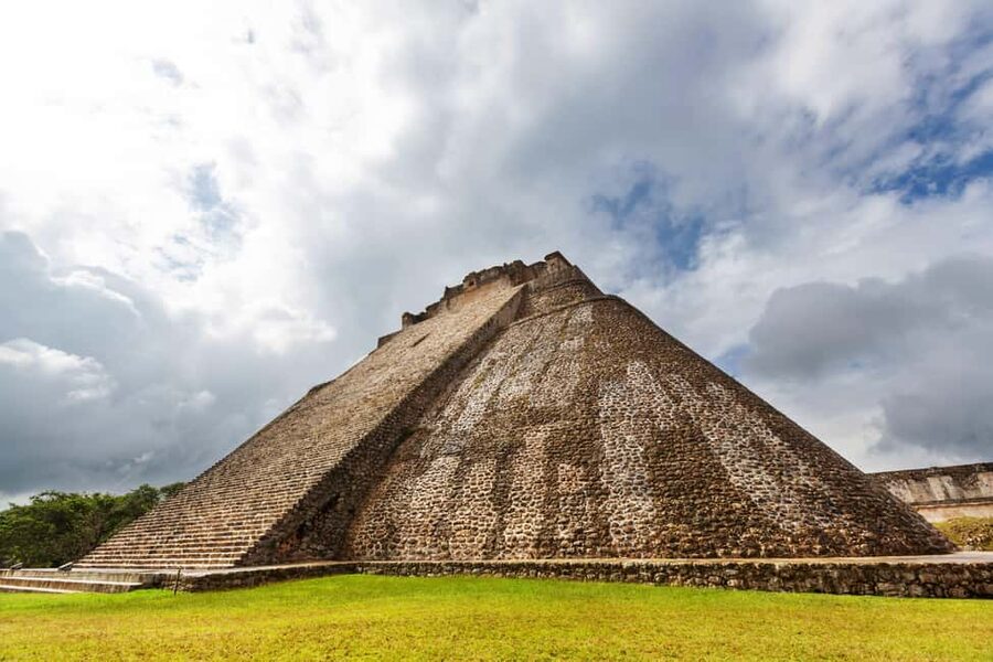 Cancun: access to Chichen Itza, Ek Balam, a Cenote, and Lunch - What the guide does for you, and why the team matters