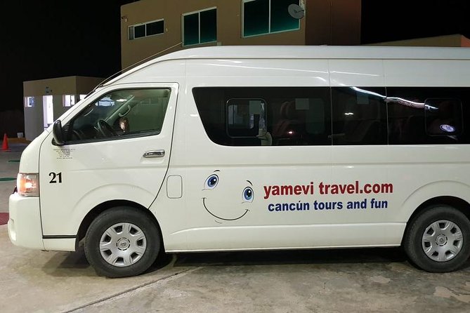 Cancun Airport private transfer to Cancun hotel zone - The Airport Timeline: Immigration, Bags, Customs, Then the Sign