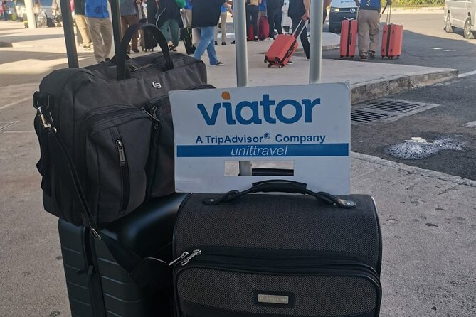 Cancun Airport Private Transfer to Hotels - Cancun Airport to Hotel, Without the Chaos