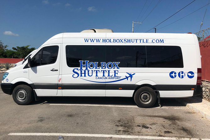 Cancun Airport Shared Shuttle to Holbox Chiquila Port - Finding the Welcome Bar: Terminal 2 Domestic Pickup