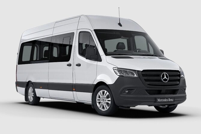 Cancun Airport: Shuttle Cancun or Playa del Carmen Hotels - Finding your driver fast at CUN terminals and the ground transportation area