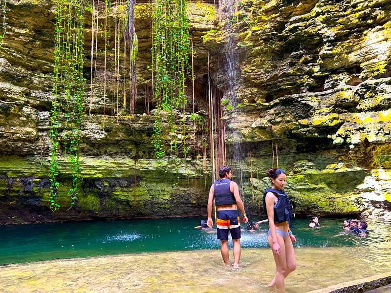 Cancun: Chichen Itza All-Inclusive & Cenote. No hidden fees - Chichén Itzá with early access: what you see and what to watch for