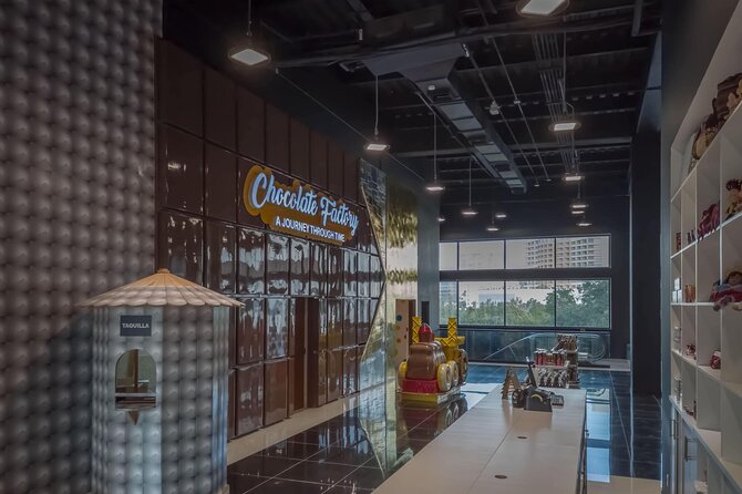 Cancun City Tour + El Meco Ruins Round Transportation - Plaza La Fiesta: tequila and chocolate tasting, plus gift shopping
