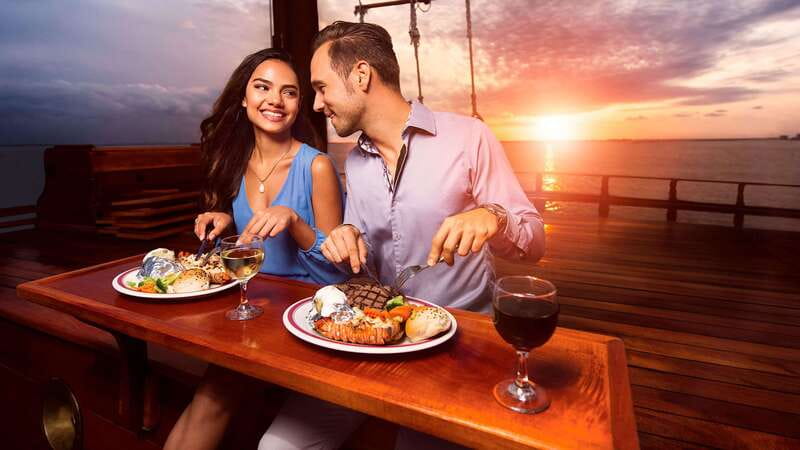 Cancun: Columbus The Romantic Dinner Cruise - Who should book this cruise, and who should skip it