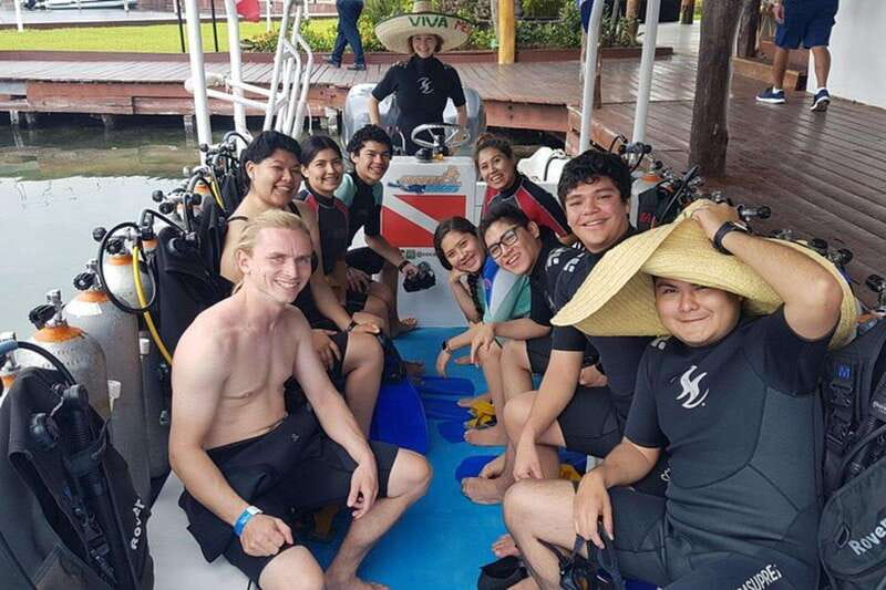 Cancun: Dive Underwater Museum & Manchones Reef - What to bring (so you are comfortable on both sessions)